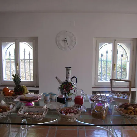 Espaniola Exclusive Bed & Breakfast